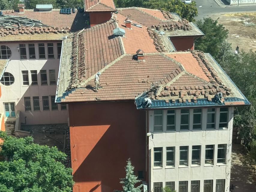 Okul tadilatı yürekleri ağza getirdi