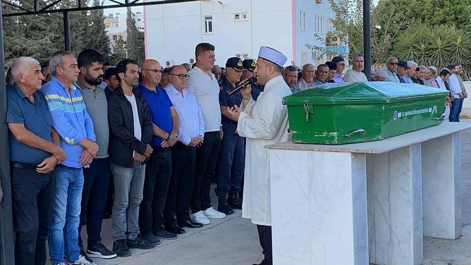 İşçi servisi kazasında hayatını kaybeden 4 kişiden biri toprağa verildi