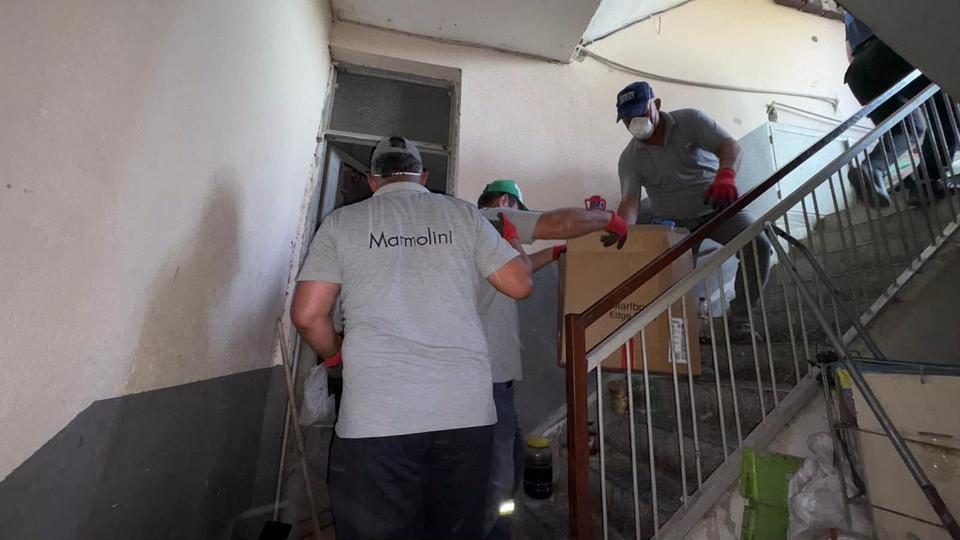 Bozdoğan’da çöp ev temizlendi
