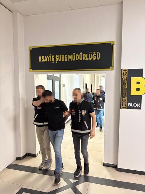 KUZEN CİNAYETİNİN İNTİKAMI İÇİN AKIL ALMAZ SAHTE SEVGİLİ TUZAĞI SOSYAL MEDYADAN TANIŞTIĞI KADINLA BULUŞMAYA GİDERKEN KURŞUNLARIN HEDEFİ OLDU KANLI TUZAKTAN ÖNCE OLAY YERİNDE 3 KEZ KEŞİF YAPILMIŞ