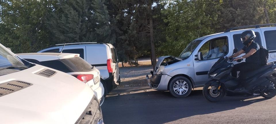 Zincirleme trafik kazasında 1 kişi yaralandı