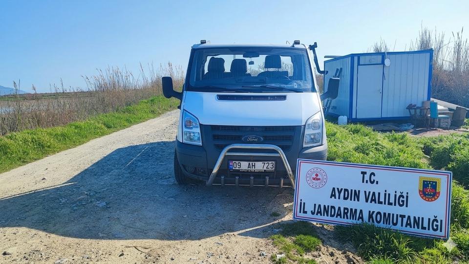 Menderes Nehri’nde operasyon: 22 şüpheli yakalandı