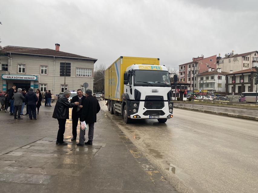 Kamyonun çarptığı adam hayatını kaybetti