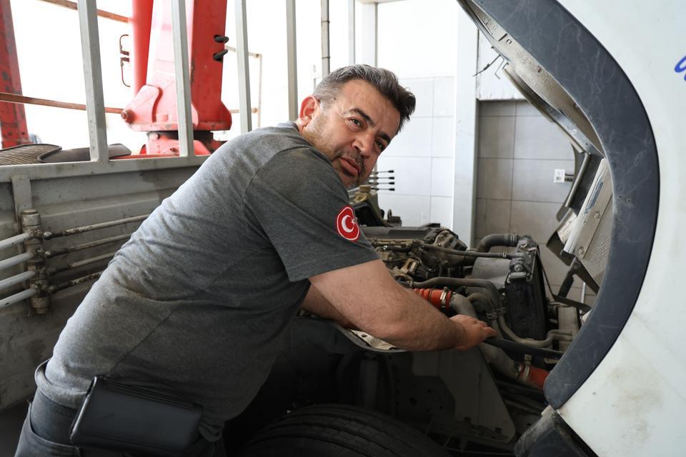 AYDINLI BUNALTICI SICAĞI İŞ KAPISI OLDU AYDINLILARI BUNALTICI SICAKTAN KURTARMAK İÇİN EKİP KURDU