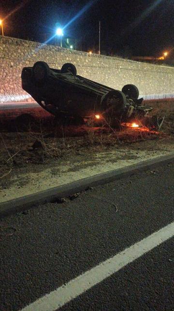 Kontrolden çıkan otomobil ters döndü: 1 yaralı