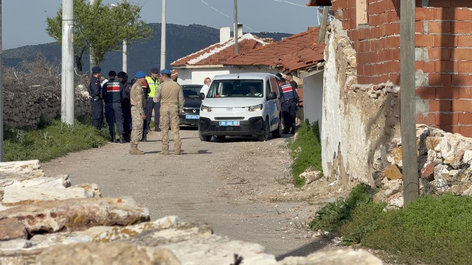Akrabalar arasındaki "arazi" kavgası kanlı bitti: 1 ölü, 2 yaralı