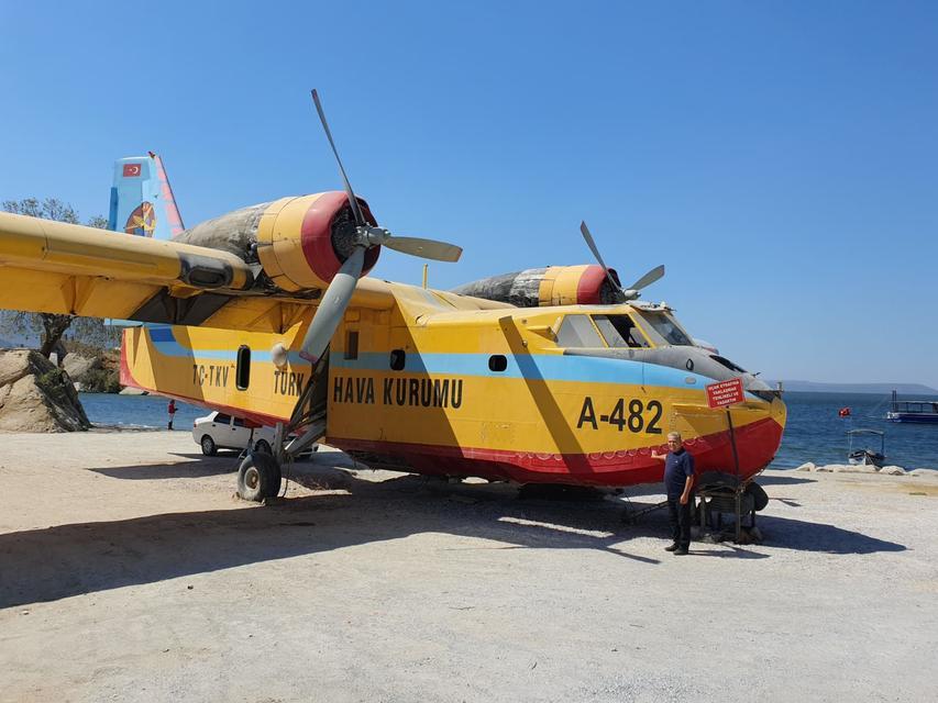 Bafa Gölüne Düşen Uçak Kaderine Terk Edildi