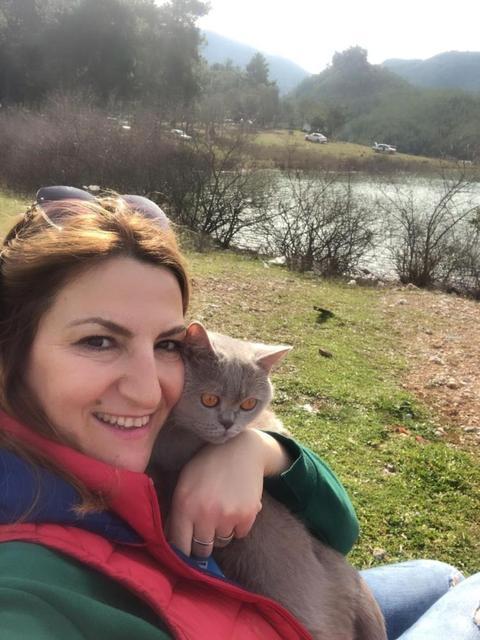 Meme kanserinde şansı kedisi oldu