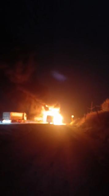 Servis otobüsü alevlere teslim oldu