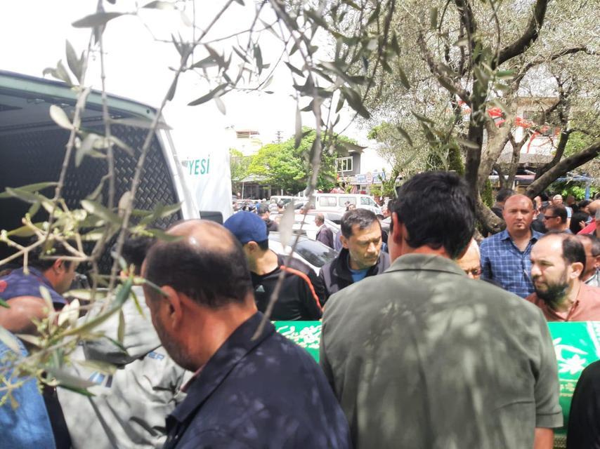 Muğla'nın Menteşe İlçesinde genç yaşta beyin tümörüne yenik düşen Demet Uslu, tüm Muğla'yı yasa boğdu.