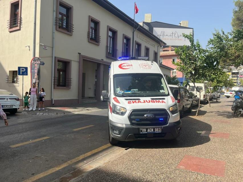 Efeler'de alacak verecek kavgası: 1 kişi yaralı