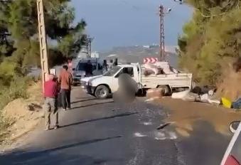 Lastiği patlayan kamyonet kaza yaptı: Sürücü hayatını kaybetti