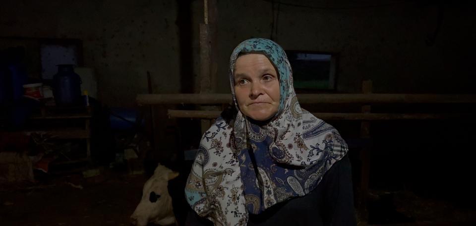 BAHÇESİNE GİREN DANANIN KUYRUĞUNU BALTAYLA KESTİ
