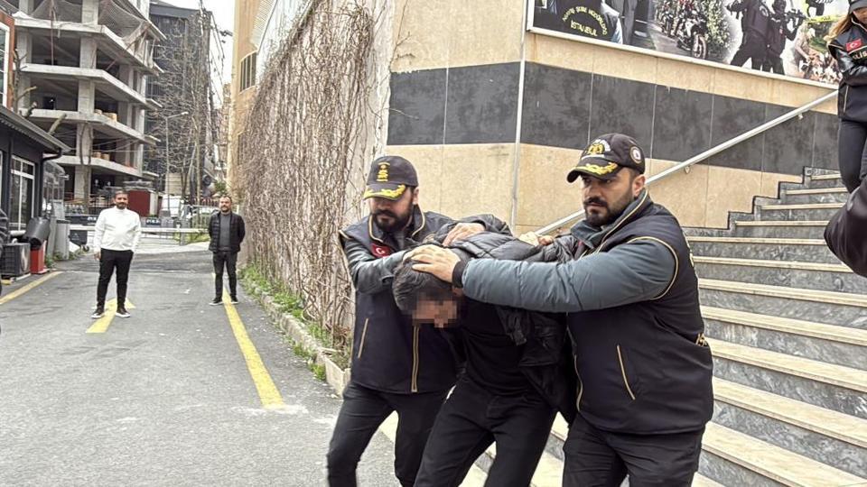 Tokatla başlayan tartışma cinayetle bitti: 1'i kadın 3 şüpheli gözaltına alındı