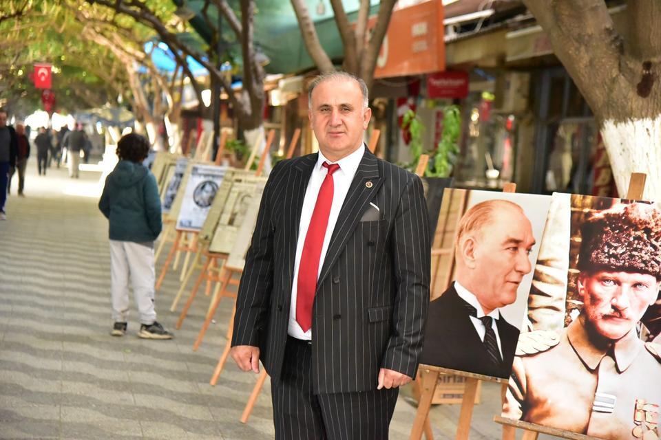 İNCİRLİOVA BELEDİYESİ'NDEN 10 KASIM'A ÖZEL 'ATATÜRK FOTOĞRAF SERGİSİ'