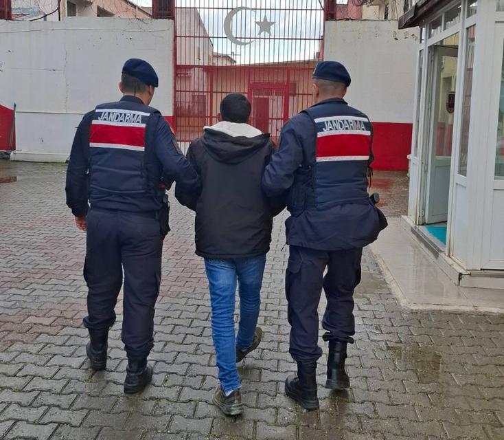 İncirliova’da firari hükümlü kıskıvrak yakalandı