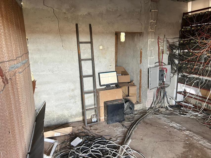 Kripto para üreten depoya baskın: 1 gözaltı