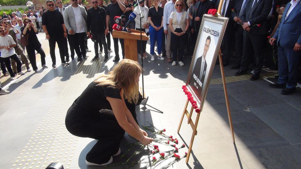 MANİSA'DA FERDİ ZEYREK VEFATININ BİRİNCİ YILINDA ANILDI