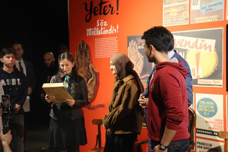 Aydın’da Bakan Yusuf Tekin öğretmene sarı zarf verdi, içinden bakın ne çıktı!