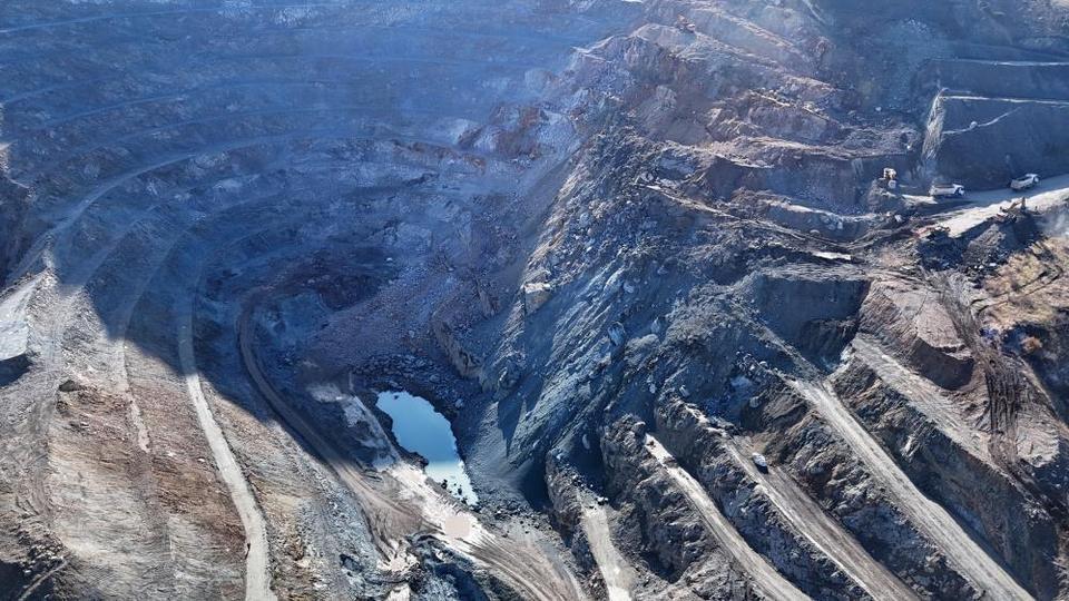 Göçük altında kalan şantiye müdürünün cansız bedenine, 28 gün sonra ulaşıldı