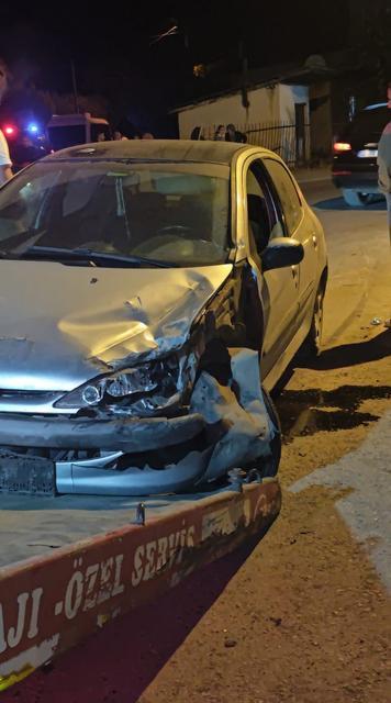 OTOMOBİL İLE MOTOSİKLET KAFA KAFAYA ÇARPIŞTI: 1 ÖLÜ