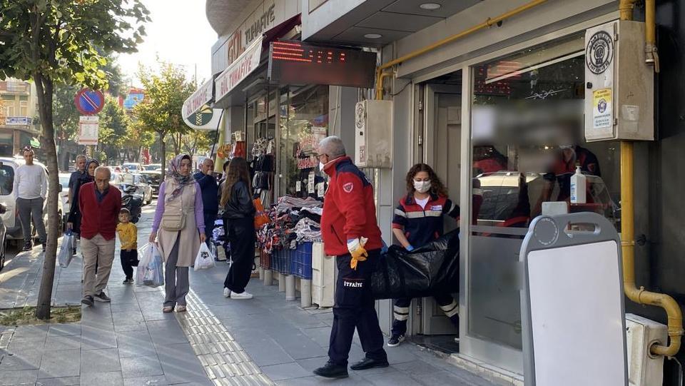 Bir şahıs otel odasında ölü bulundu