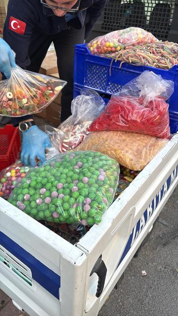 9 ton 400 kilo kaçak ürün imha edildi