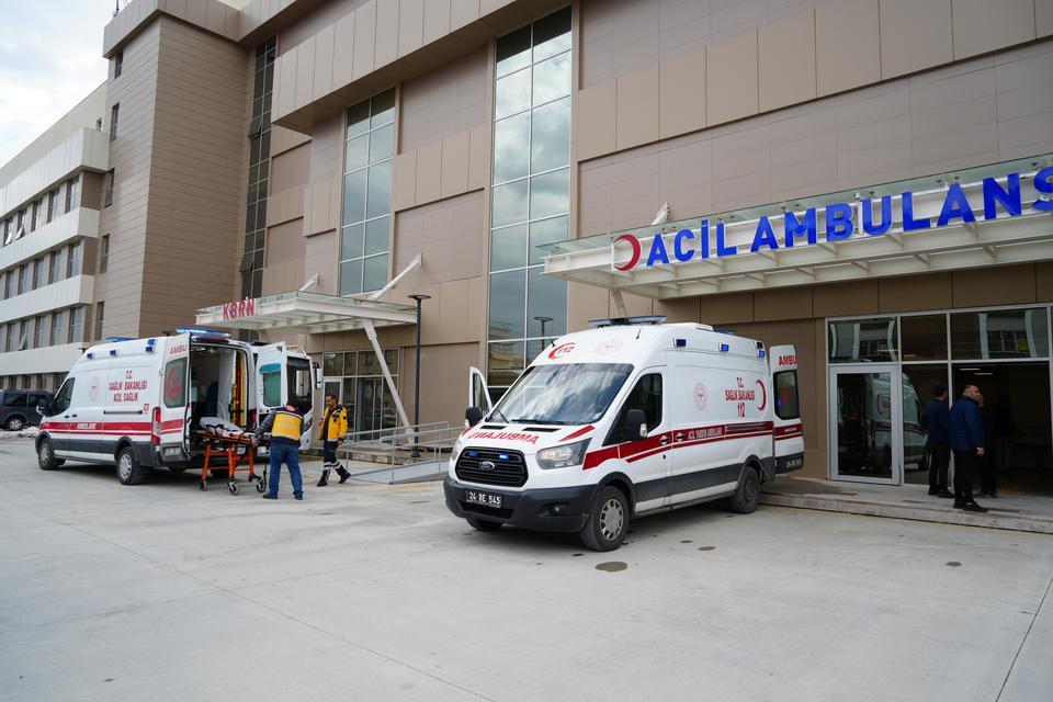 Doktor evinde ölü bulundu