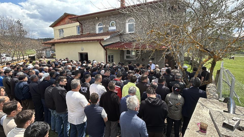 2 aylık bebeğini öldürdüğü iddia edilen anne tutuklandı