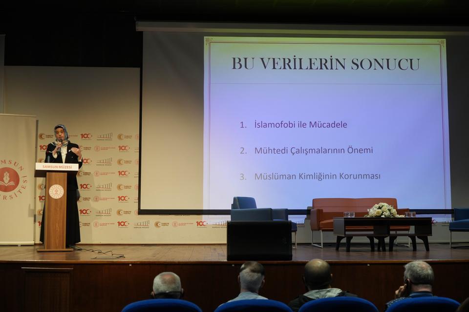'MÜSLÜMAN NÜFUSU, 2070'TE HRİSTİYAN NÜFUSUNU GEÇECEK' DİYANET İŞLERİ BAŞKANLIĞI MÜHTEDİ ÇALIŞMALARI VE YURTDIŞI SOSYAL İÇERİKLİ DİN HİZMETLERİ DAİRE BAŞKANI DOÇ. DR. SEVDE DÜZGÜNER: "FRANSA, ALMANYA, HOLLANDA VE İNGİLTERE'DE ÇOCUKLARA EN ÇOK KONULAN İSİM MUHAMMED" "ALMANYA VE AMERİKA'NIN YANI SIRA HİNDİSTAN'DA İSLAMOFOBİ ARTTI" "FİLİSTİN'E YÖNELİK SOYKIRIMDAN SONRA İSLAM'A YÖNELİK İLGİNİN ARTTIĞI DOĞRU"