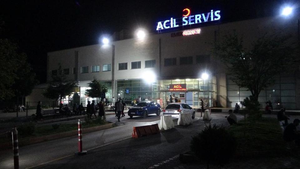 Otomobilin çarptığı adam hayatını kaybetti