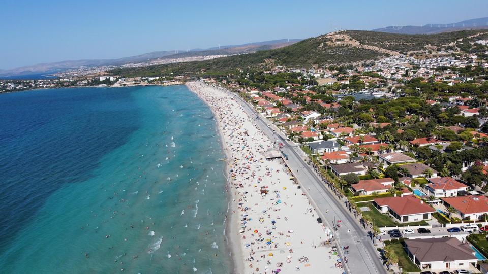 Çeşme ve Alaçatı'da bayram bereketi: 9 günlük tatil turizmcilere umut oldu