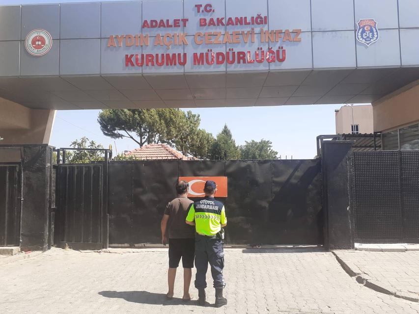 Jandarmadan operasyon: 30 kişi gözaltına alındı