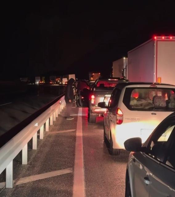 Erzincan-Sivas kara yolu heyelan sonrası yeniden ulaşıma açıldı