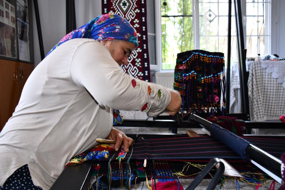 Düriye anne, heybe yaparak dört çocuk okuttu