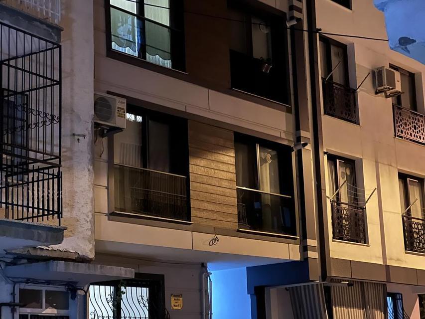 5 yarım altın için yaşlı kadını öldürdü