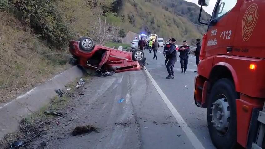 Orman Müdürlüğü görevlilerini taşıyan araç takla attı: 3 yaralı