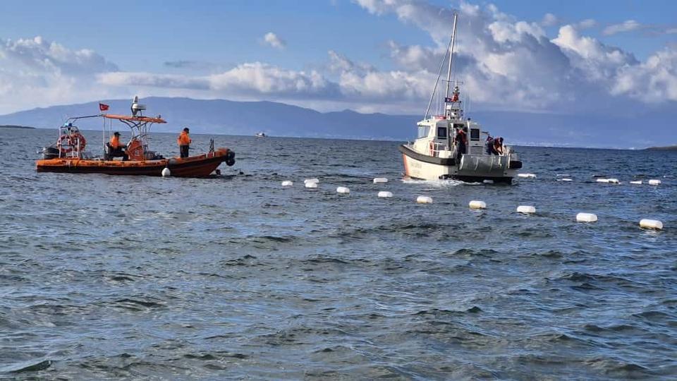 Düzensiz göçmenleri taşıyan tekne battı: 7 ölü