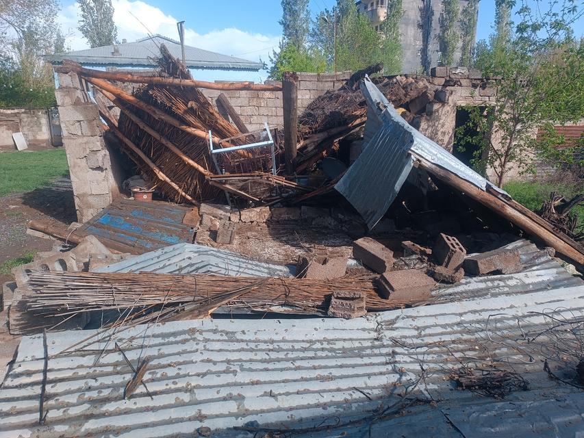 IĞDIR'DA SAĞANAK YAĞIŞ YIKIMA NEDEN OLDU
