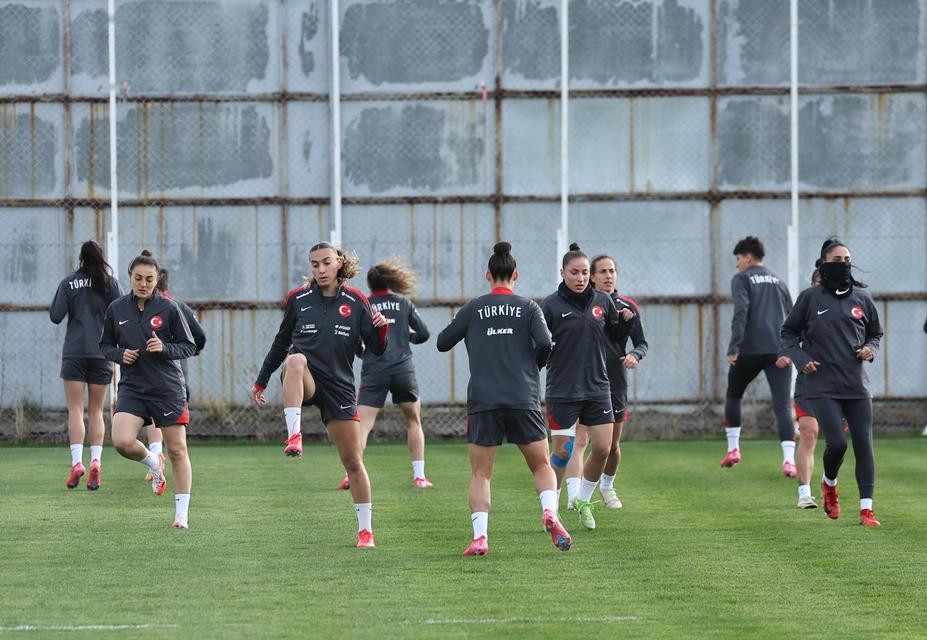 Kadın A Milli Takım, hazırlıklara başladı