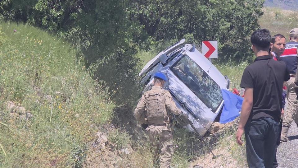 Ağabey, arazi nedeniyle kardeşinin olduğu aracı taradı: 1 ölü, 1 ağır yaralı