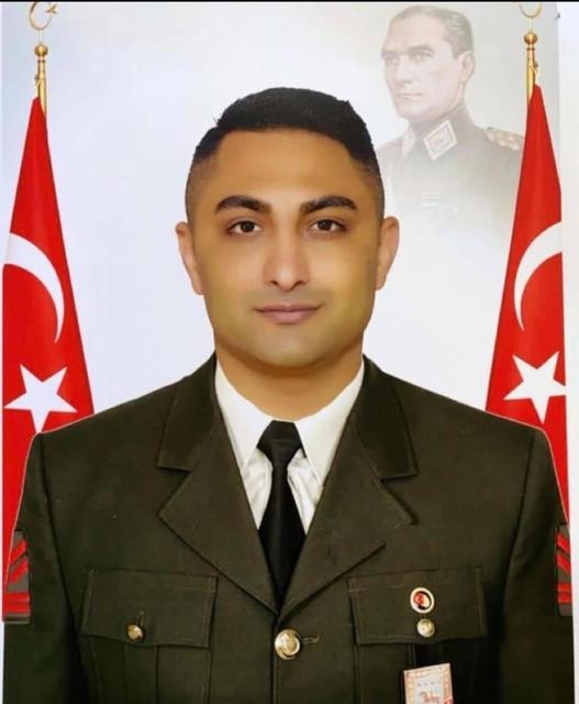 ŞEHİT UZMAN ÇAVUŞ İZMİR'DE SON YOLCULUĞUNA UĞURLANDI