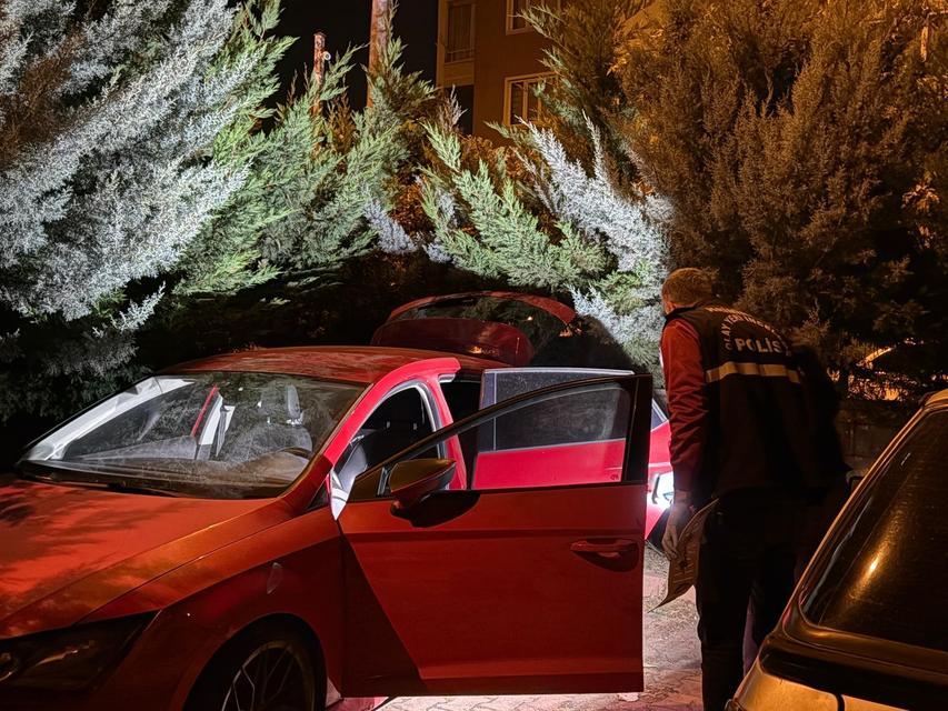 20 gündür aradığı otomobil, arkadaşı tarafından çalınmış