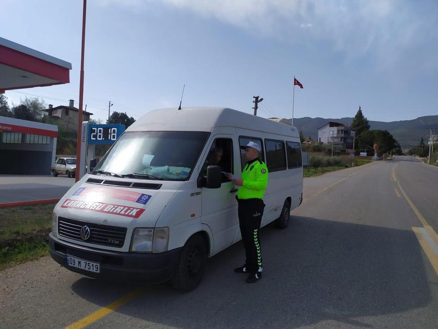 Karacasu'da sürücüler denetlendi