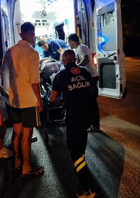 Aydın'da kasksız sürüş kaza getirdi! Başını beton refüje çarptı