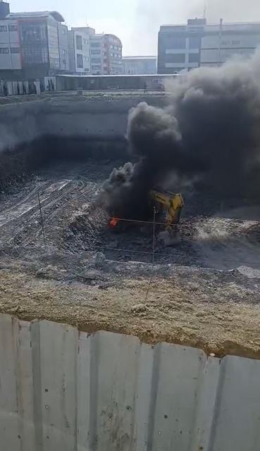 İş makinesi alev alev yandı