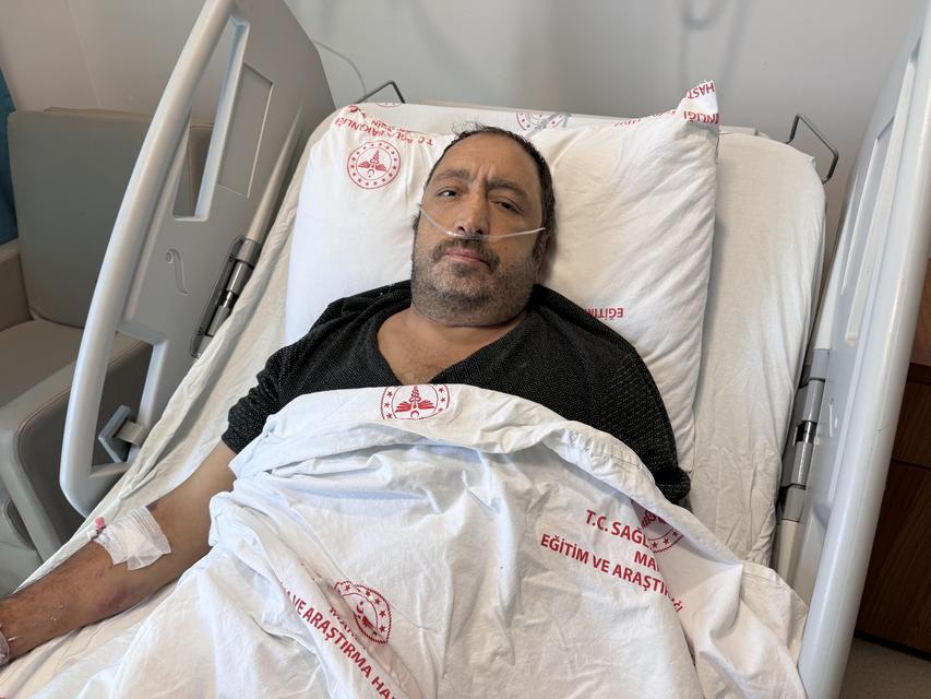 6 kiloluk böbrek, ameliyatla alındı