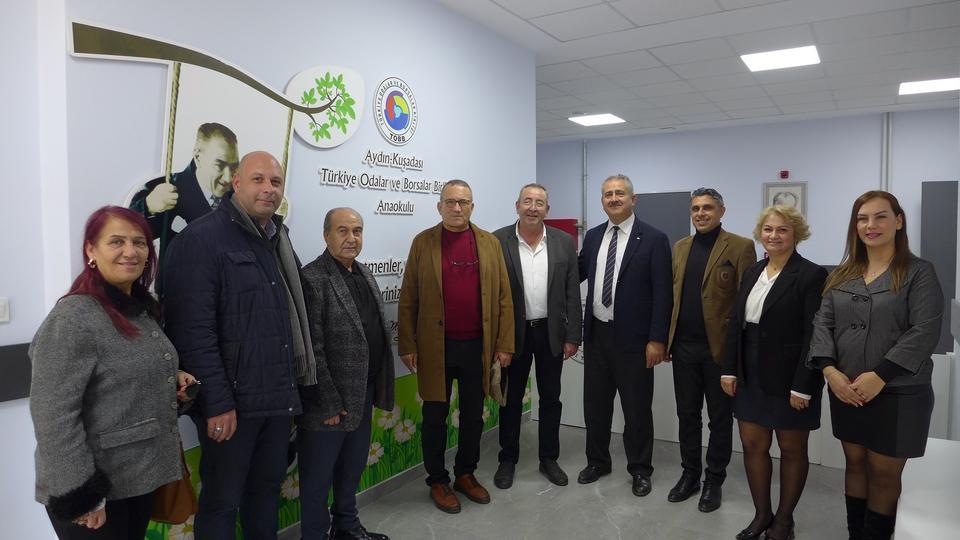 "Kuşadası için çalışıyor, geleceğe yatırım yapıyoruz"