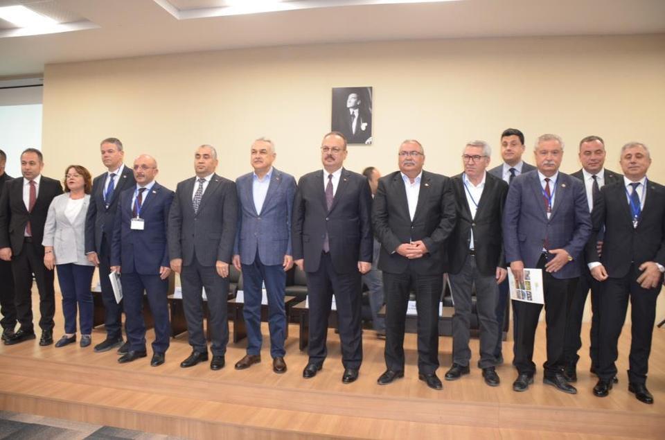 Didim’de "Büyük Menderes Havzası Su-Çevre-Ürün Güvenliği Çalıştayı" başladı