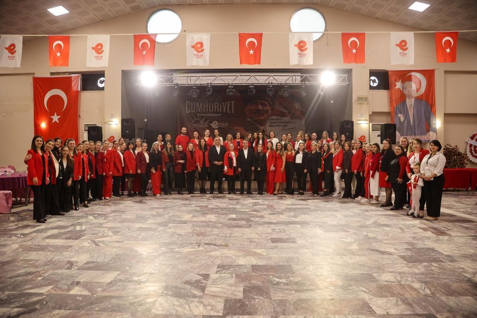 EFELER'DE CUMHURİYET BAYRAMI COŞKUSU